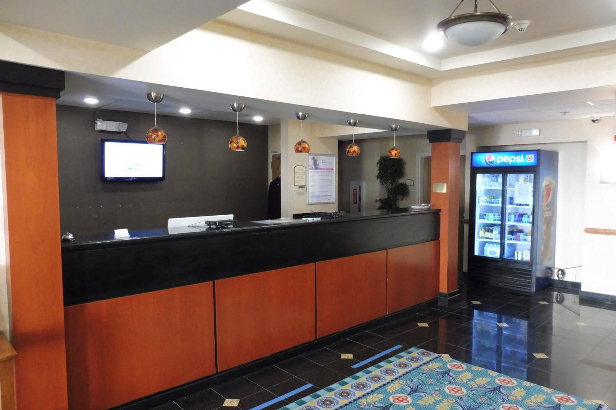 Red Roof Inn & Suites Galloway Luaran gambar